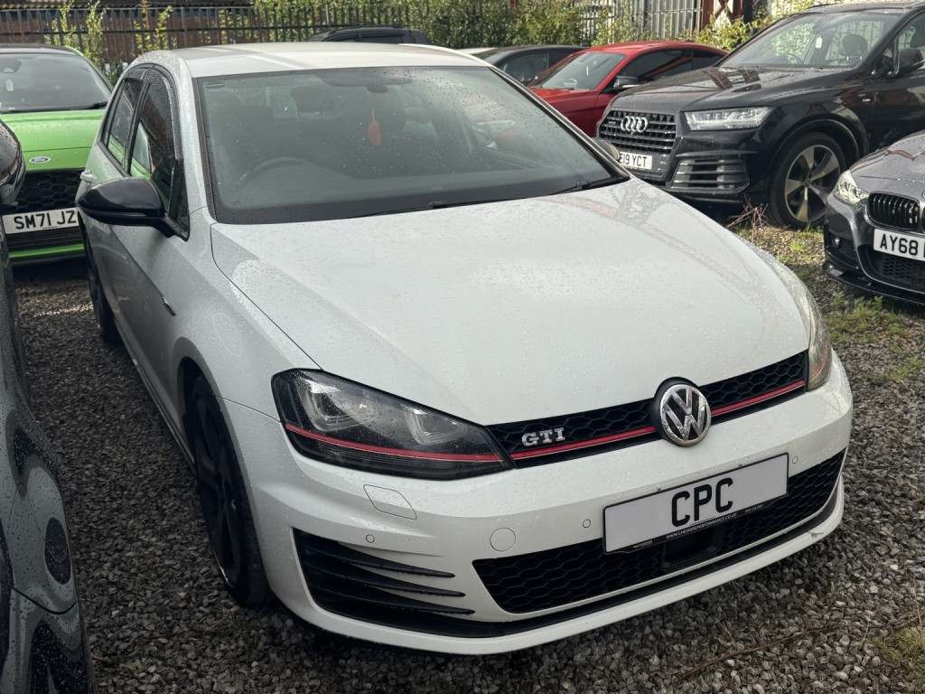 2016 Volkswagen GOLF